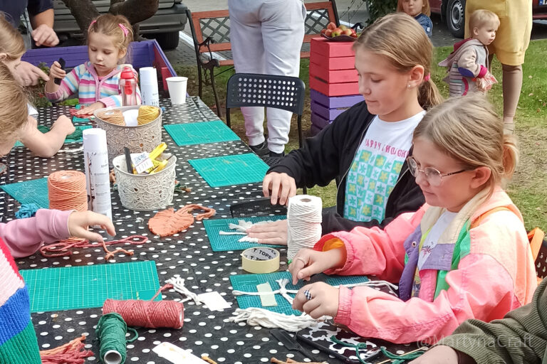 Piknik sąsiedzki, Filia BOK Estrady