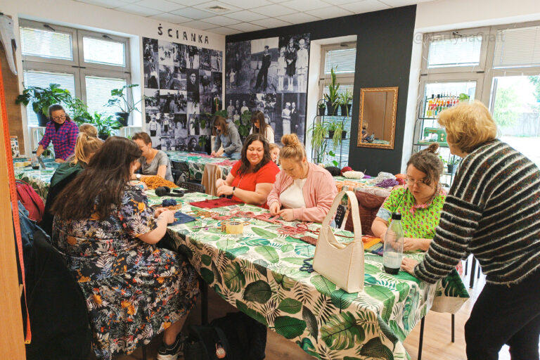 Kobiece motywy, Filia BOK Estrady